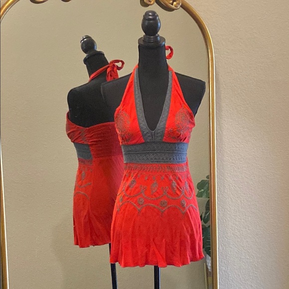 Uluwatu Chic Red Halter Dress/Top with Gray Embroidered Accents Size S - Picture 1 of 7